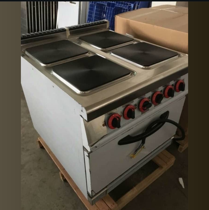Commercial 4 Plate Electric Cooker with Oven | Heavy Duty Kitchen Cooker